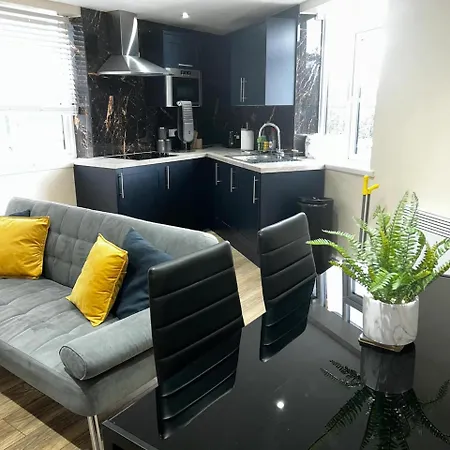 Leeds Urban Retreat- Pet Friendly Flat *